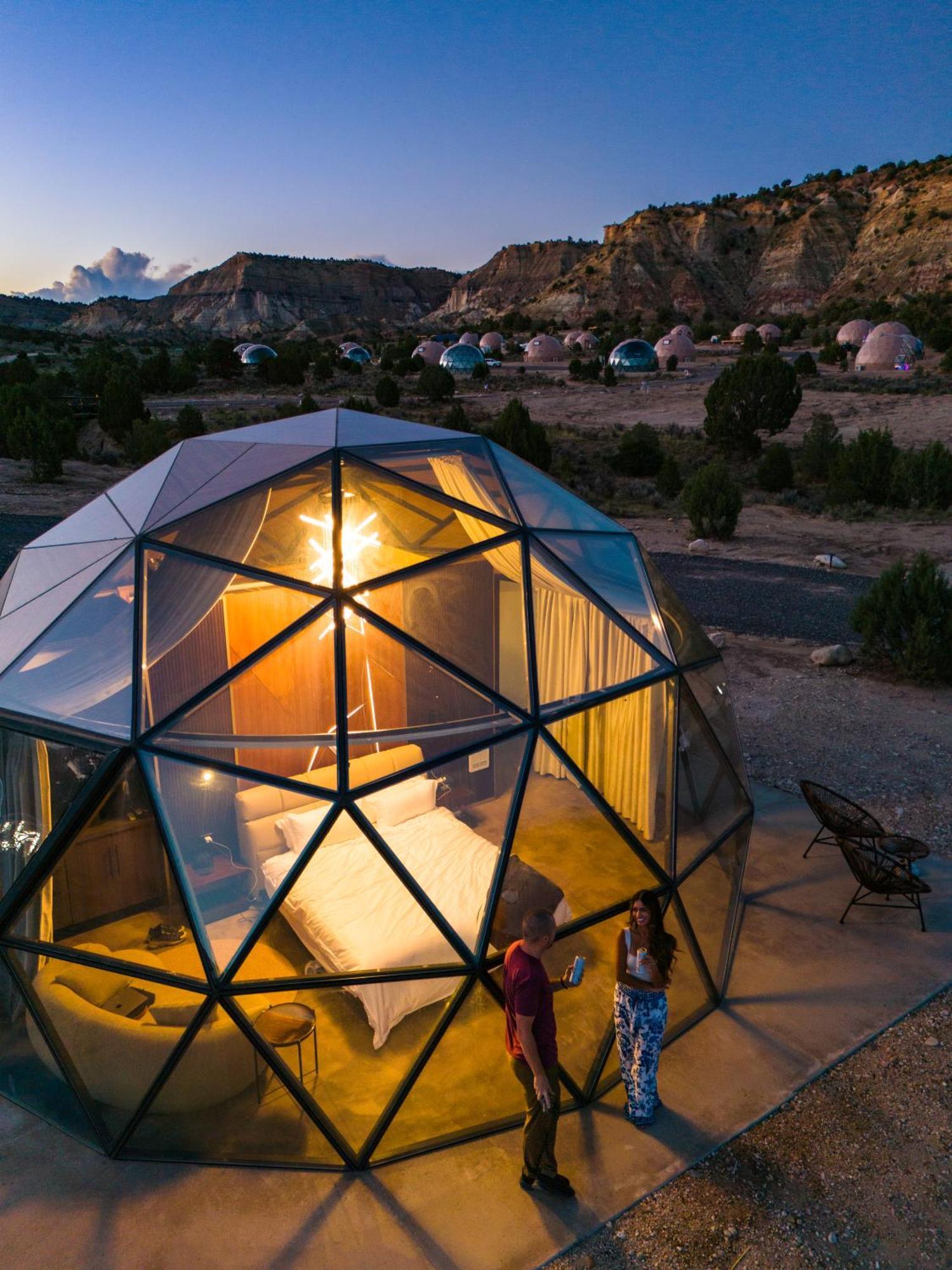 Clear Sky Resorts - Bryce Canyon - Unique Stargazing Domes Cannonville Extérieur photo